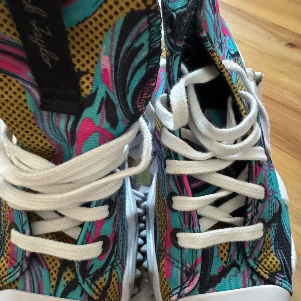 Multicolor Converse Worn Once - image 6